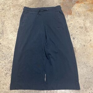 Nike Wide Leg Sweatpants Womens Medium Black Baggy Comfortable Skater Streetwear